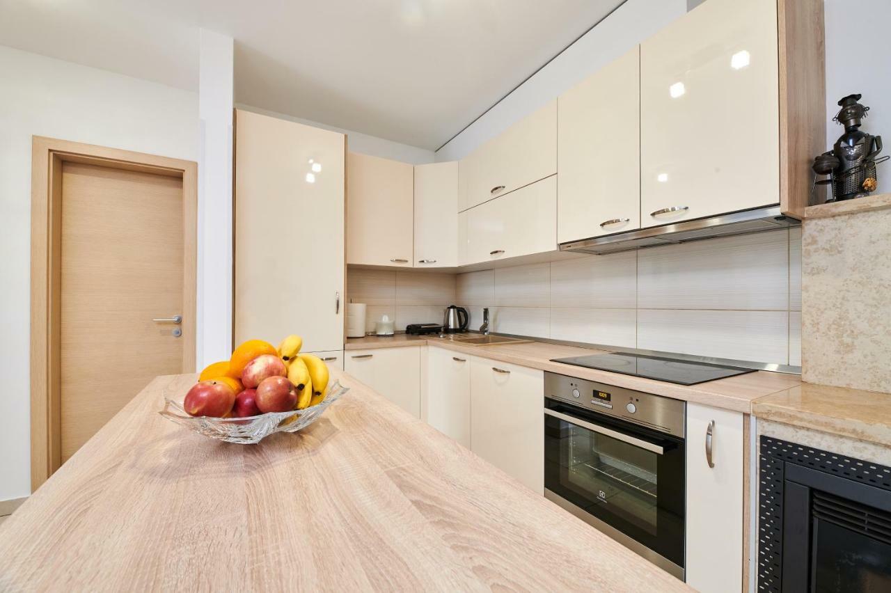 Apartman Leon Umag Exteriér fotografie